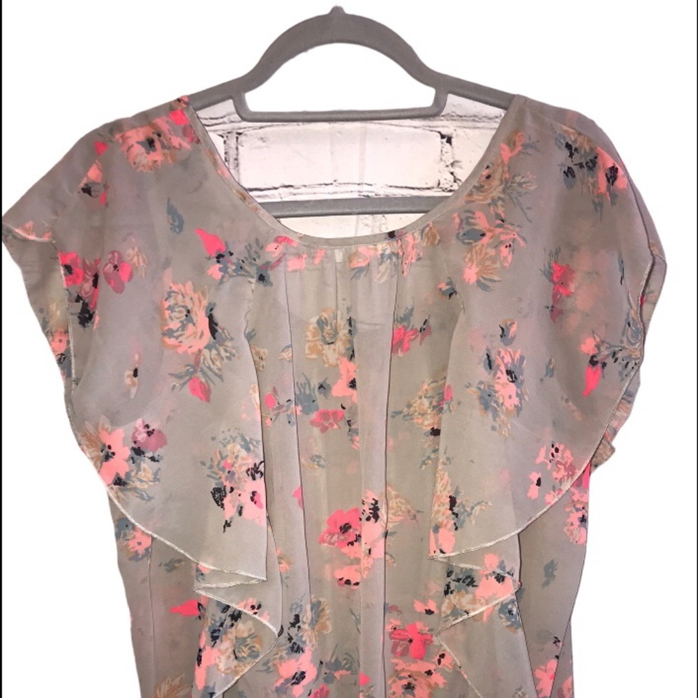 💄2 for $10💄Marisol Floral Sheer Sleeveless Shirt